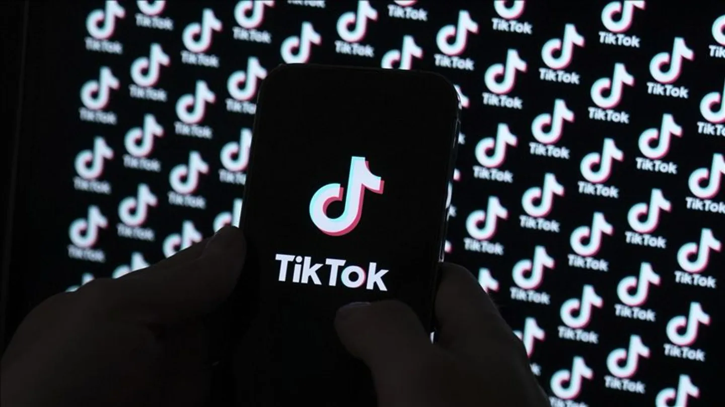 TikTok-u ndalohet zyrtarisht në Shqipëri nga dita e nesërme